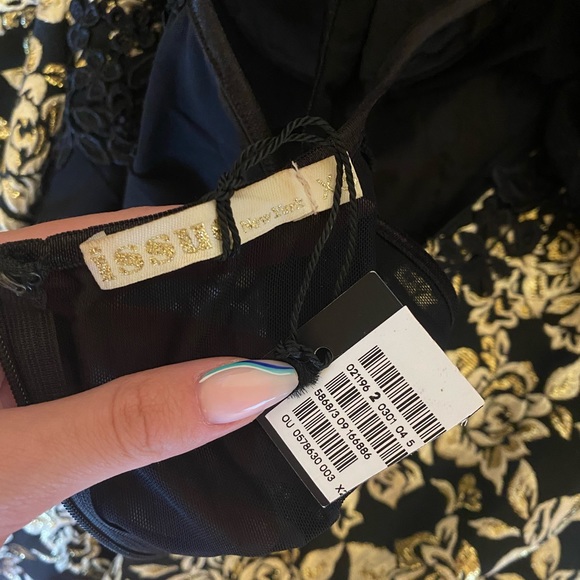 Beautiful black and gold dress - Picture 6 of 8